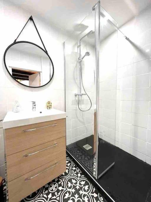 Jolie Mini Maison Lovely Tiny House Vitry-sur-Seine Exterior foto